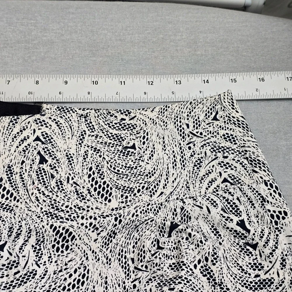 Club Monaco Mini Skirt Womens 6 Black White‎ Abstract Swirl Lace Print 00300861